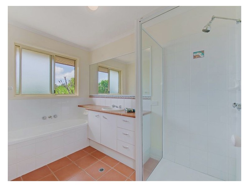 13 Vivian Street, Highworth QLD 4560
