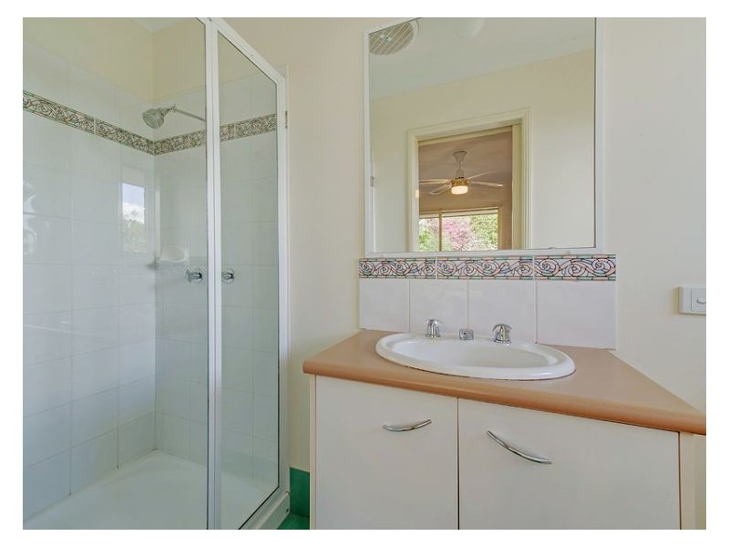 13 Vivian Street, Highworth QLD 4560