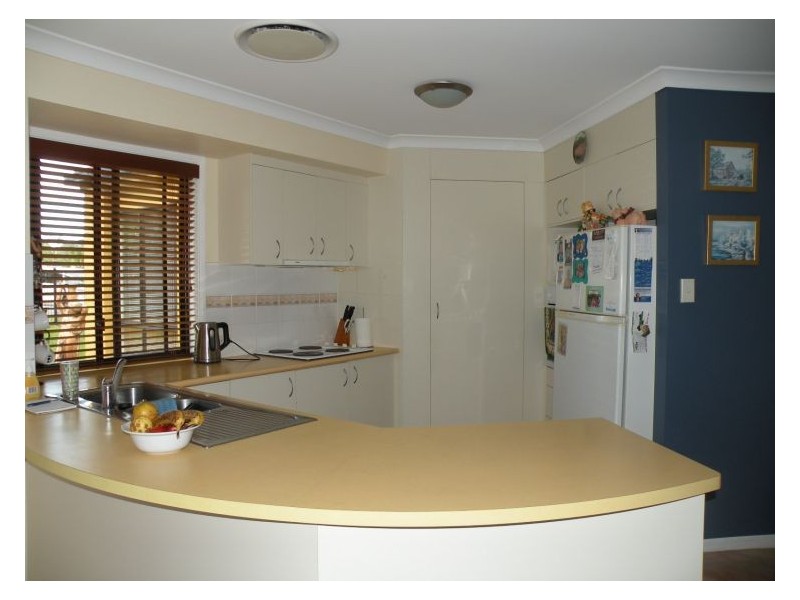 2 Fernlea Street, Burnside QLD 4560