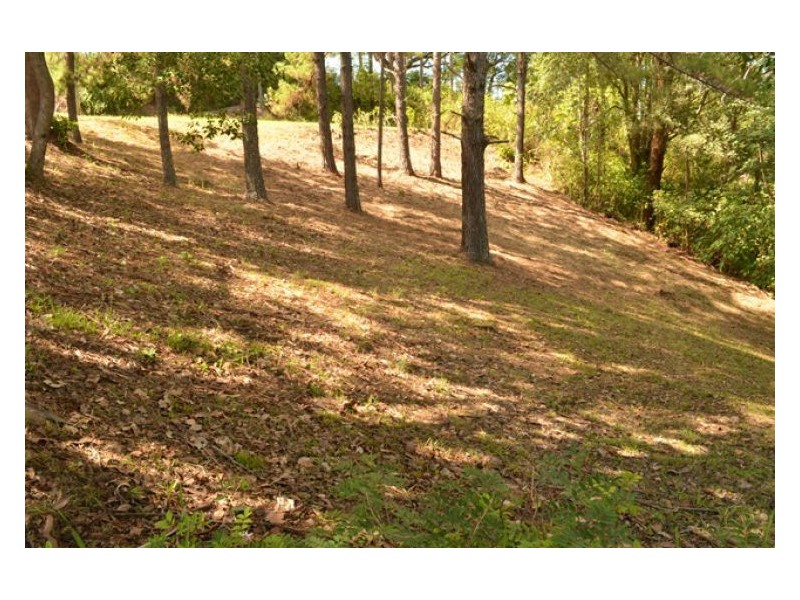 80 Panorama Drive, Nambour QLD 4560