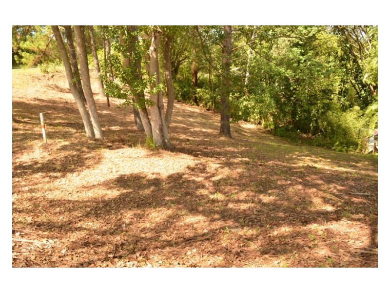 80 Panorama Drive, Nambour QLD 4560