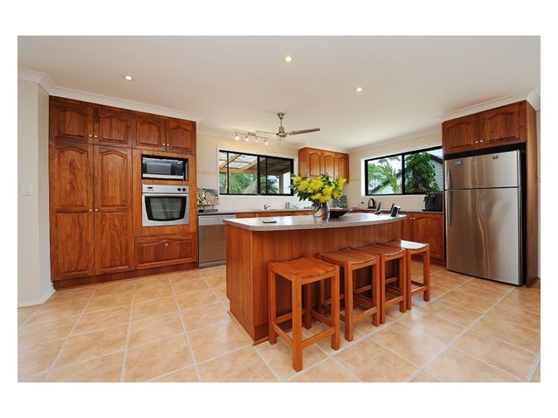 31 Kelks Hill Road, Nambour QLD 4560