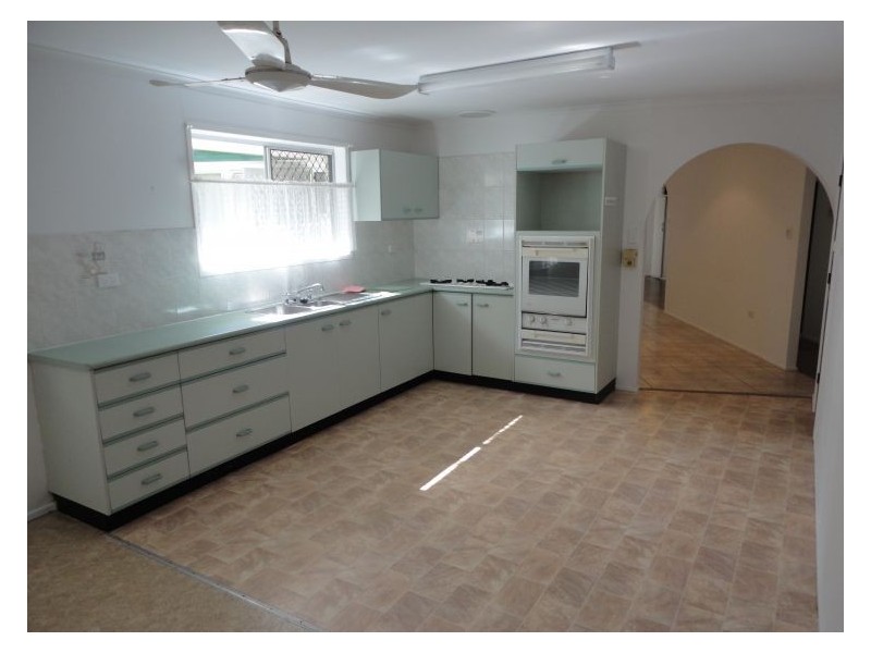 52 Waterfall Road, Nambour QLD 4560