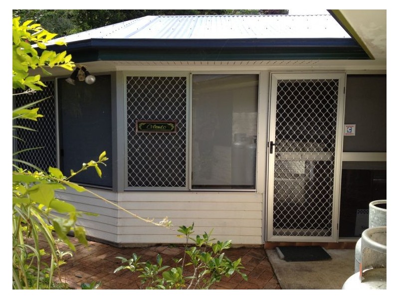 52 Waterfall Road, Nambour QLD 4560