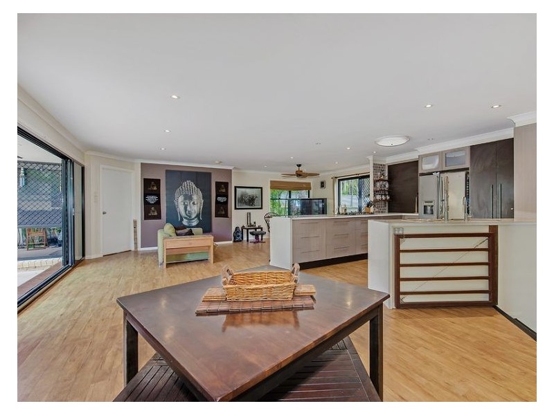 16 Parkyn Hill Place, Maroochy River QLD 4561