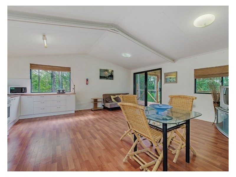 16 Parkyn Hill Place, Maroochy River QLD 4561