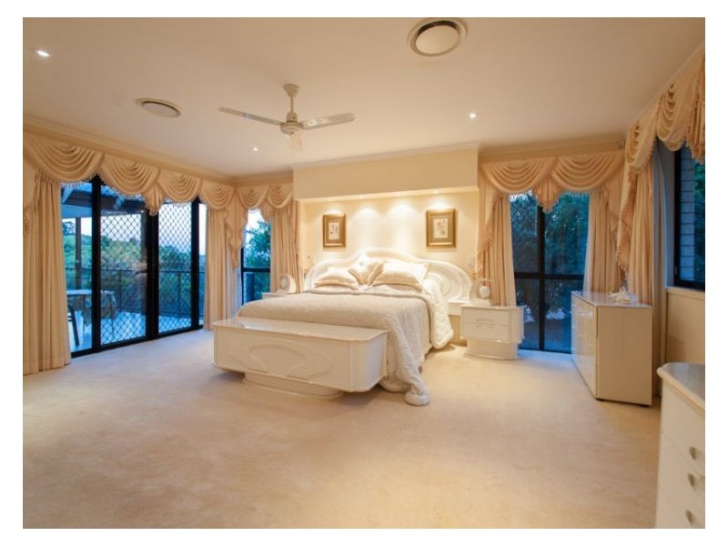 3 Pearl Parade, Nambour QLD 4560