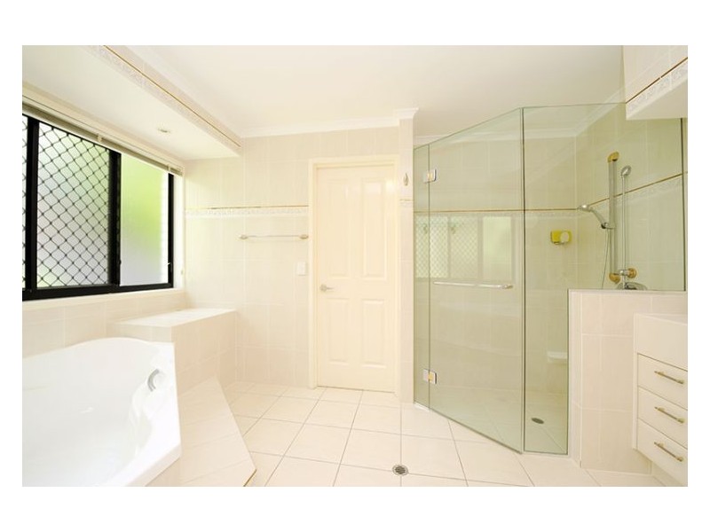 3 Pearl Parade, Nambour QLD 4560