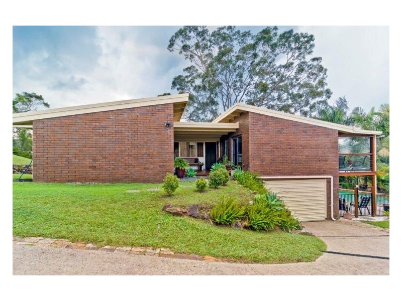 10 Berringar Court, Coes Creek QLD 4560