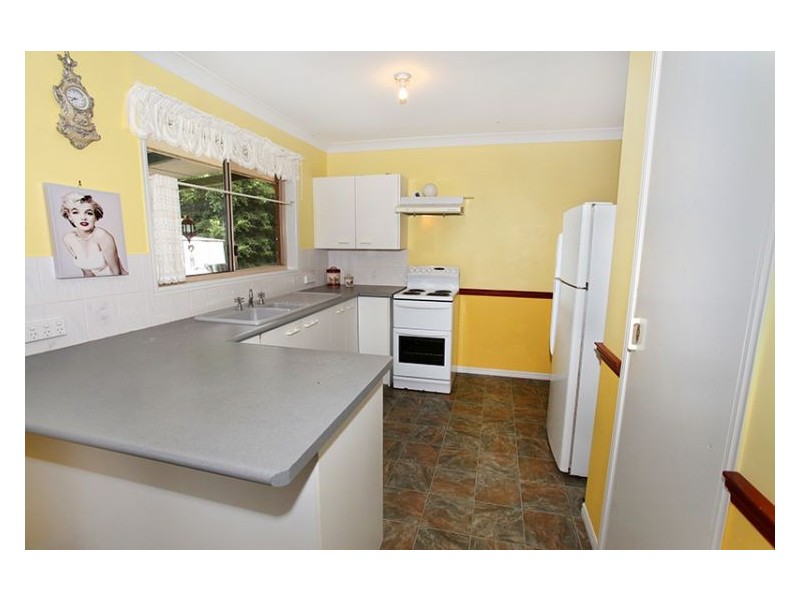 38 Kentia Street, Highworth QLD 4560