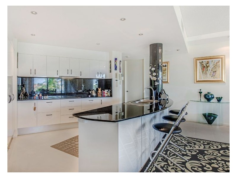 8/82-86 River Esplanade, Mooloolaba QLD 4557