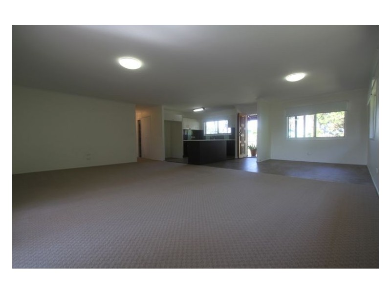 223 Panorama Drive, Rosemount QLD 4560