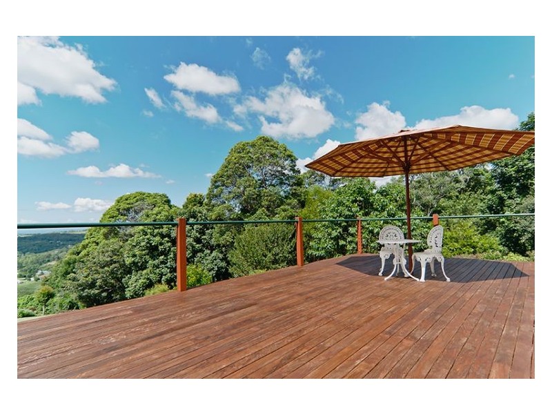 12 Crystal Street, Mapleton QLD 4560