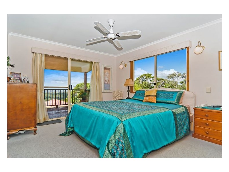 12 Crystal Street, Mapleton QLD 4560
