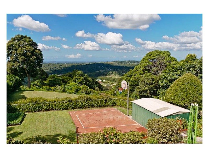 12 Crystal Street, Mapleton QLD 4560