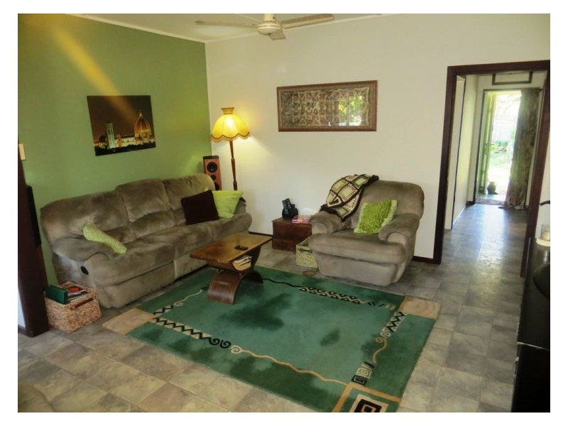 5 Railway Terrace, Nambour QLD 4560