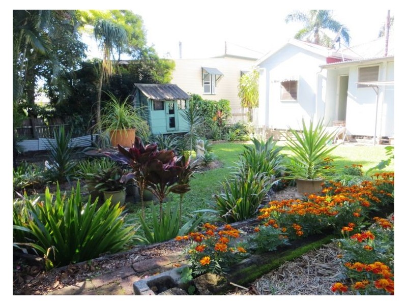 5 Railway Terrace, Nambour QLD 4560