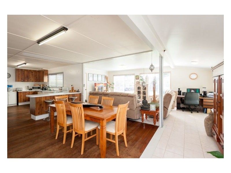 6 Broadsea Avenue, Maroochydore QLD 4558
