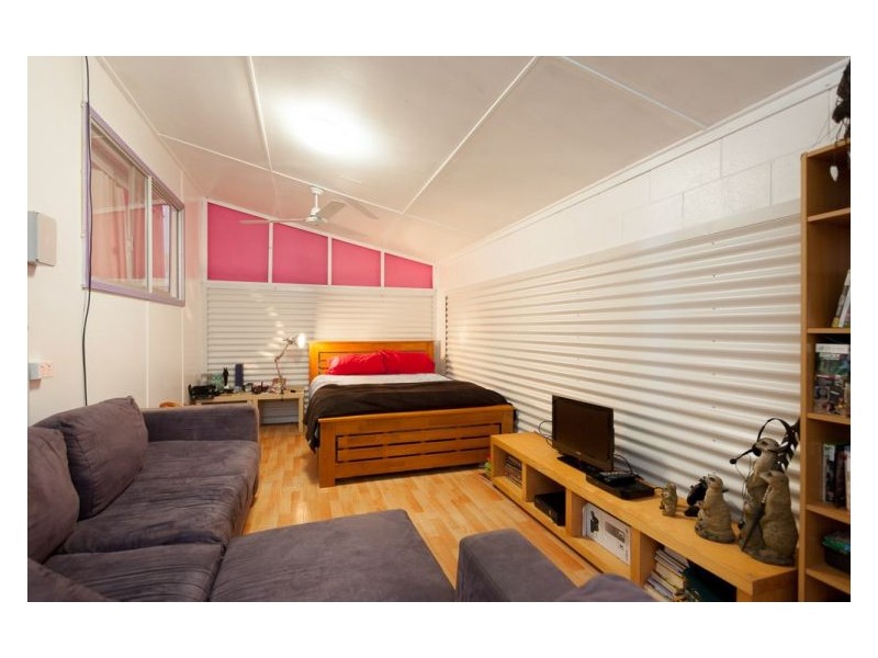 6 Broadsea Avenue, Maroochydore QLD 4558