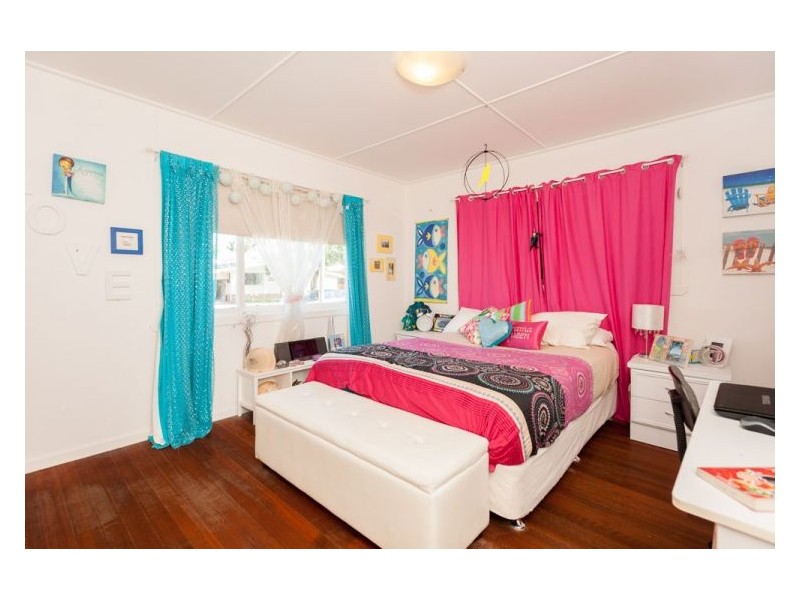 6 Broadsea Avenue, Maroochydore QLD 4558
