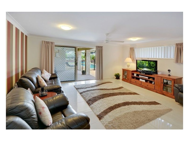 83 Countryview Street, Woombye QLD 4559