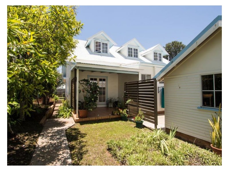 37 Isabella Avenue, Nambour QLD 4560
