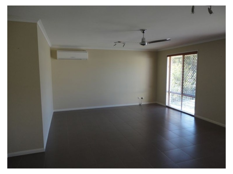 11 Maple Street, Yandina QLD 4561