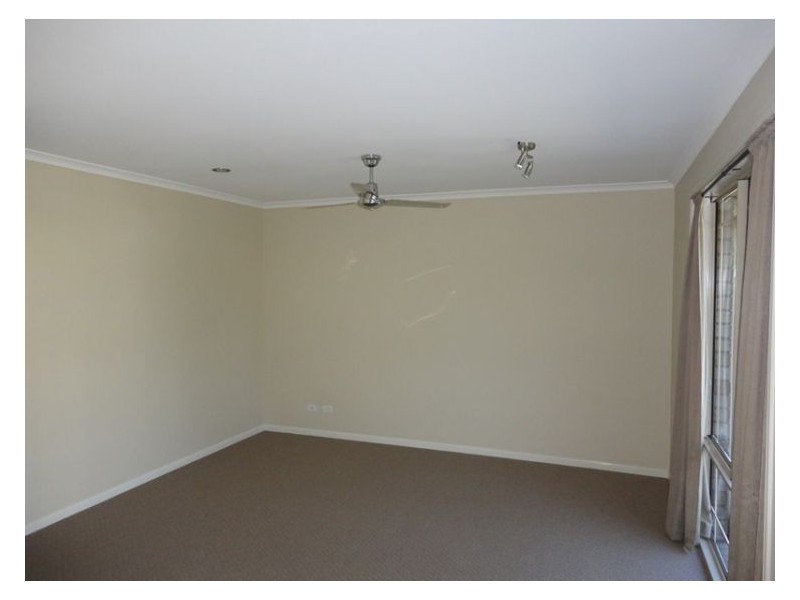 11 Maple Street, Yandina QLD 4561