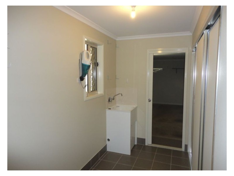 11 Maple Street, Yandina QLD 4561