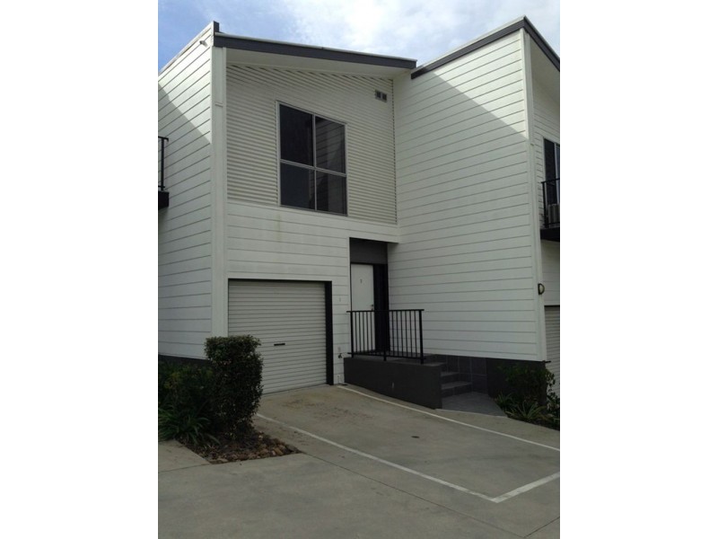 2/21-23 Webster Road, Nambour QLD 4560