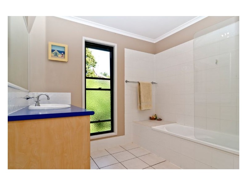 4 Gull Close, Nambour QLD 4560