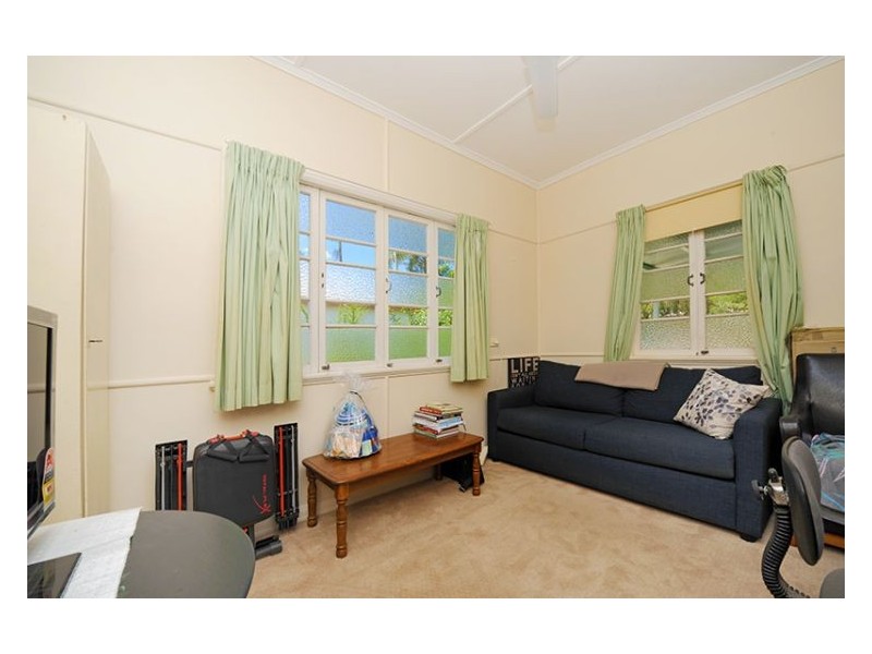 33 Crusher Park Drive, Nambour QLD 4560