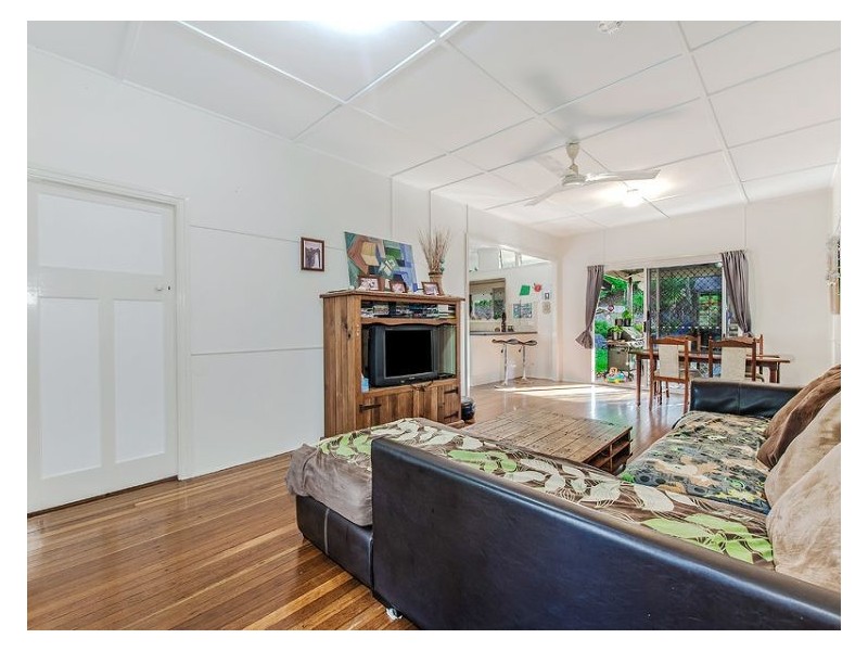 5 Bundarra Street, Nambour QLD 4560