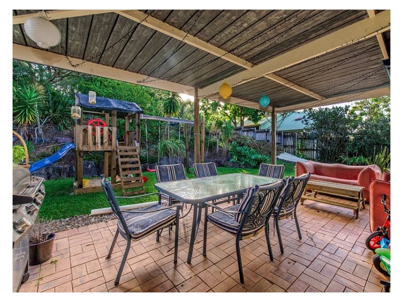 5 Bundarra Street, Nambour QLD 4560