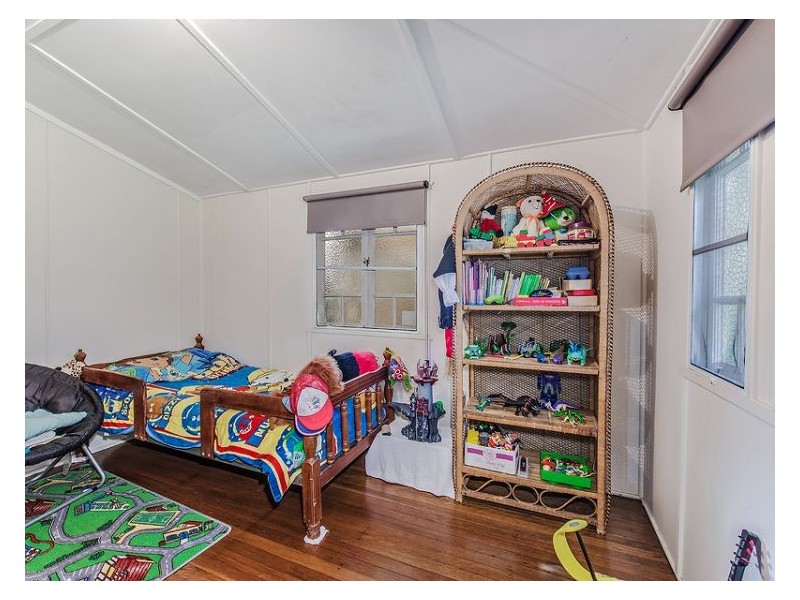 5 Bundarra Street, Nambour QLD 4560