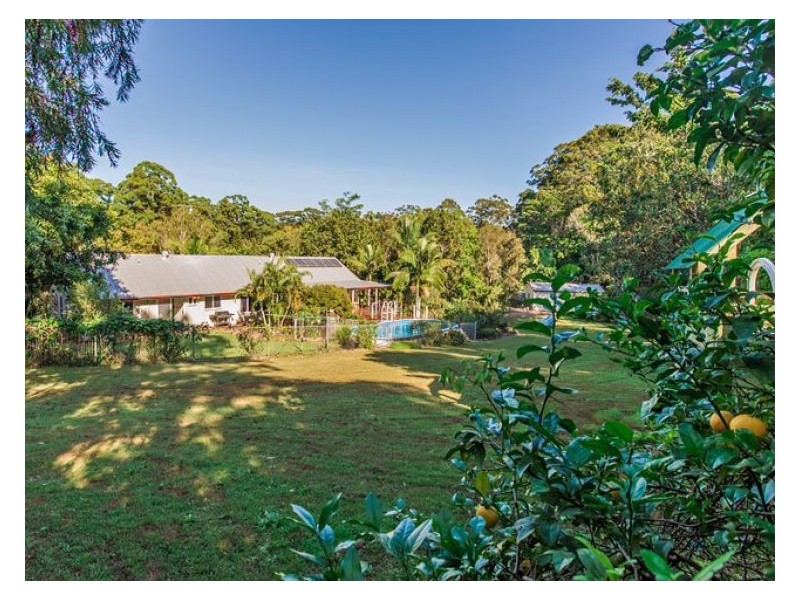 13 Ellem Court, Kiels Mountain QLD 4559