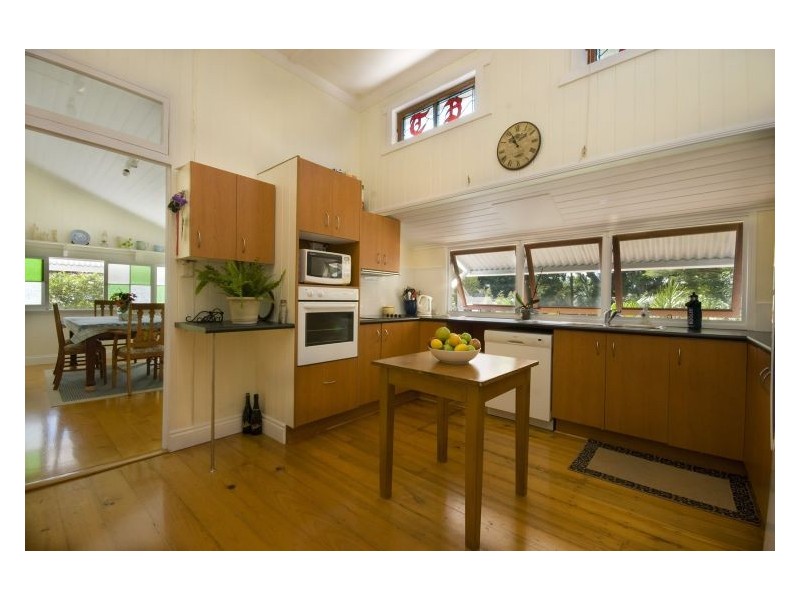 14 Mount Pleasant Road, Nambour QLD 4560