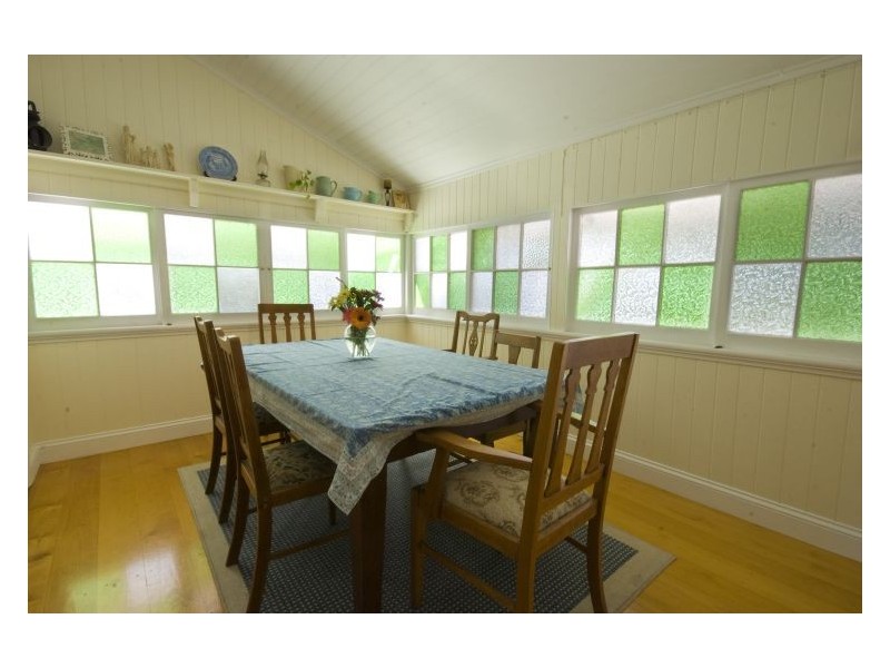 14 Mount Pleasant Road, Nambour QLD 4560