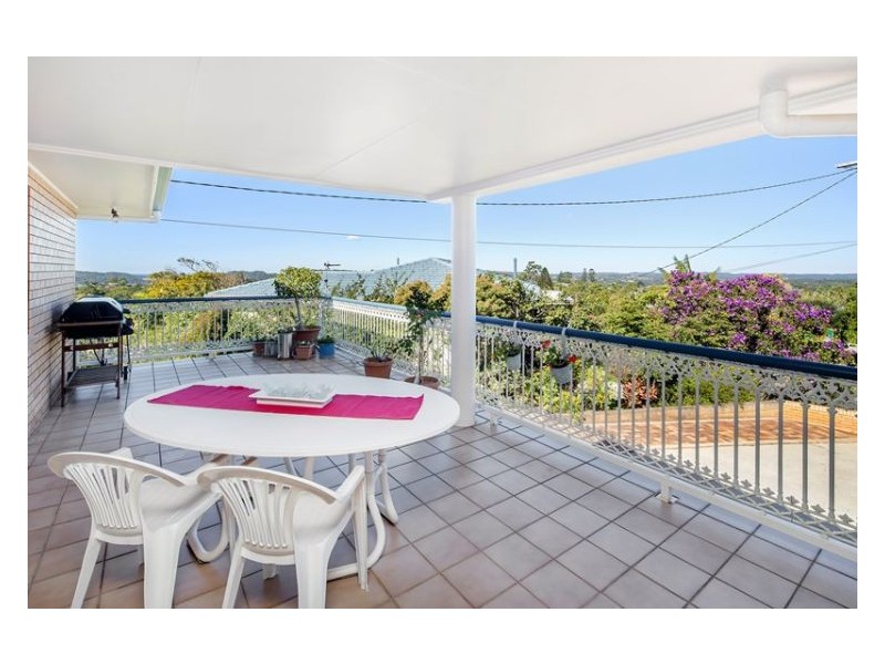 13 Bambaroo Close, Nambour QLD 4560