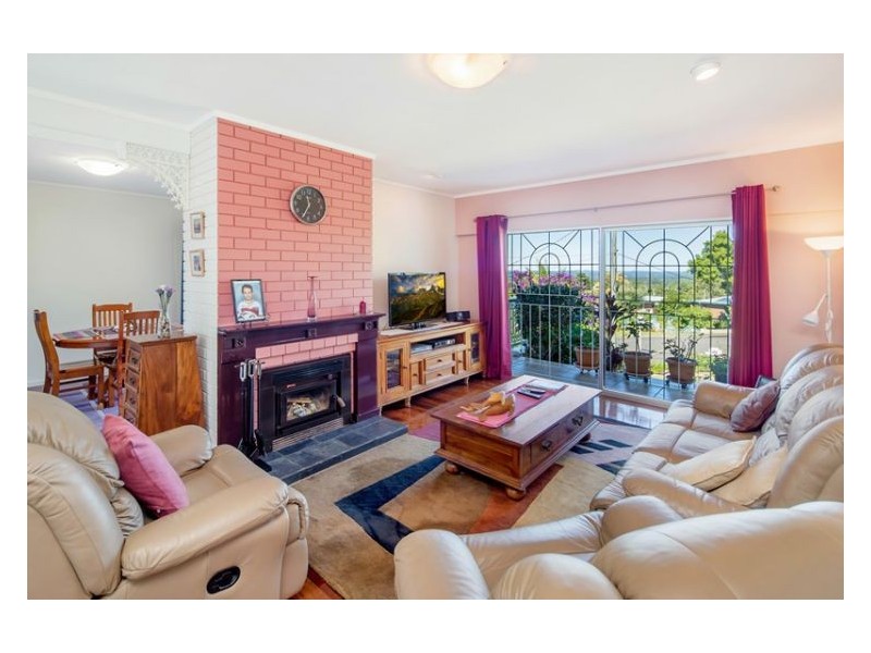 13 Bambaroo Close, Nambour QLD 4560