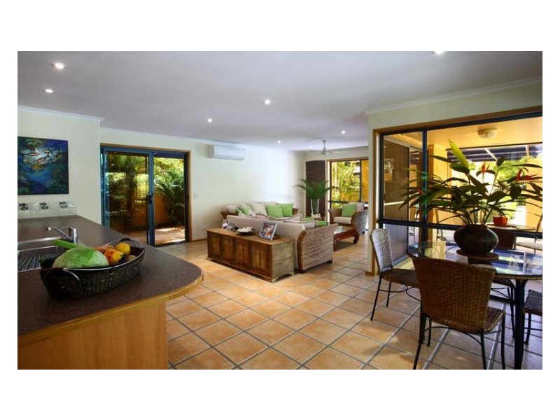 10 Kerlin Lane, Woombye QLD 4559