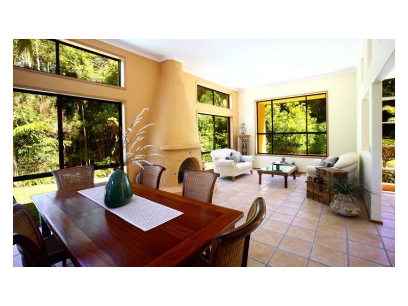 10 Kerlin Lane, Woombye QLD 4559