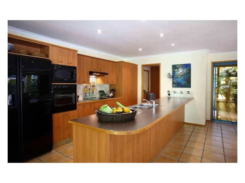 10 Kerlin Lane, Woombye QLD 4559