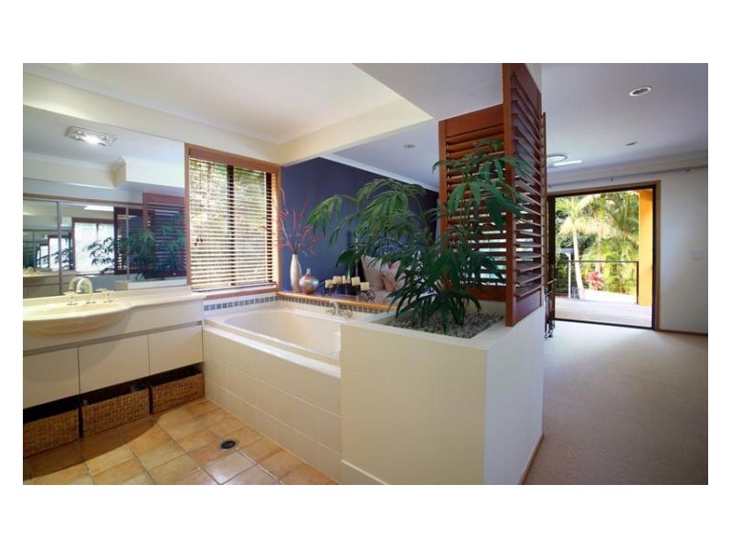 10 Kerlin Lane, Woombye QLD 4559