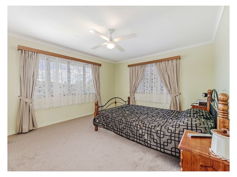 25 Spring Myrtle Avenue, Nambour QLD 4560