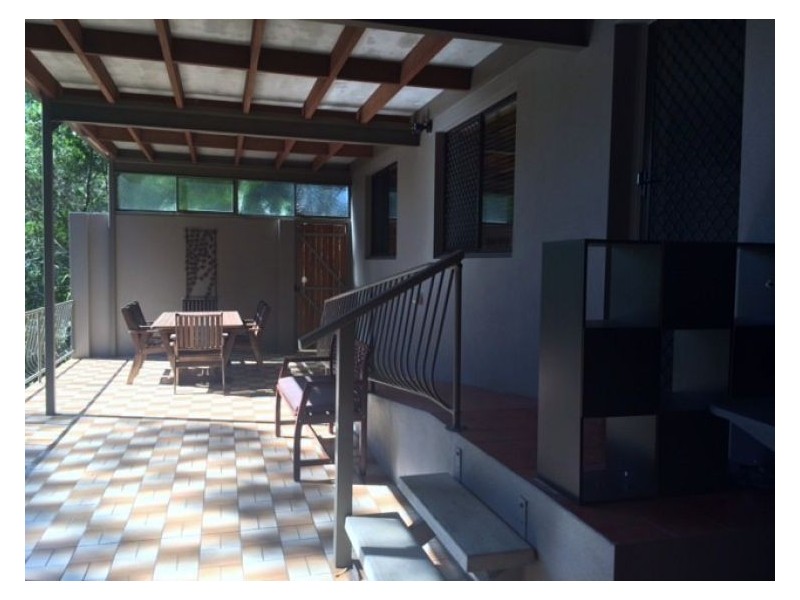 25 Spring Myrtle Avenue, Nambour QLD 4560