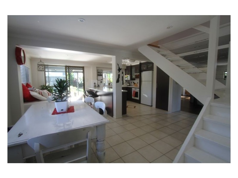 23 Jacaranda Drive, Mooloolaba QLD 4557