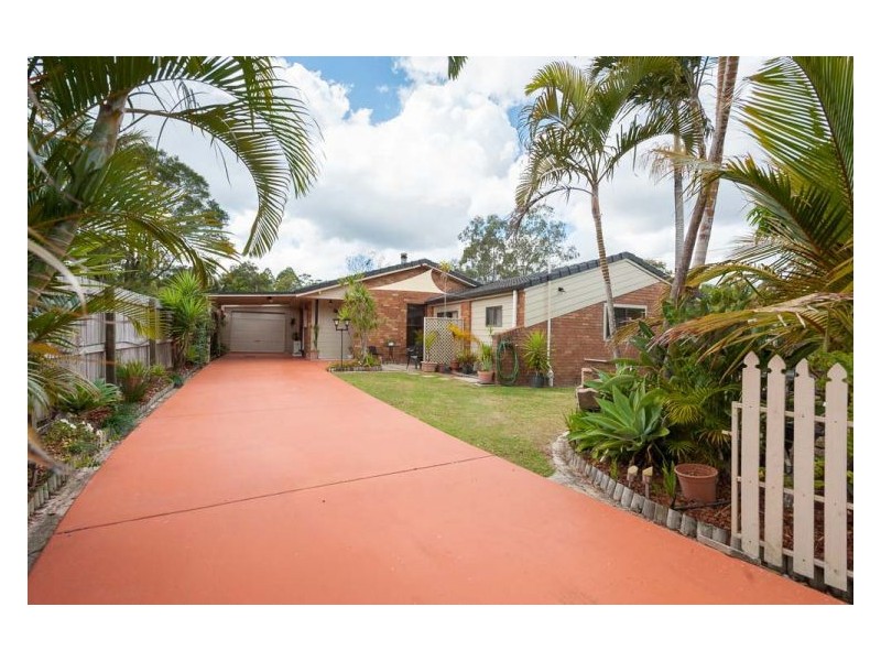 23 Dorson Drive, Mooloolah Valley QLD 4553