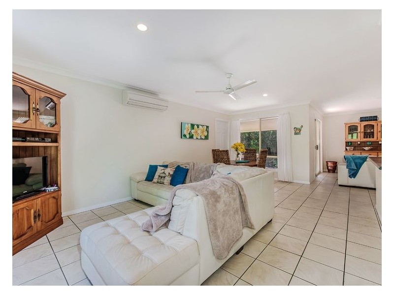 4 Middle Park Court, Coes Creek QLD 4560