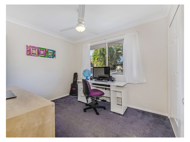 4 Middle Park Court, Coes Creek QLD 4560